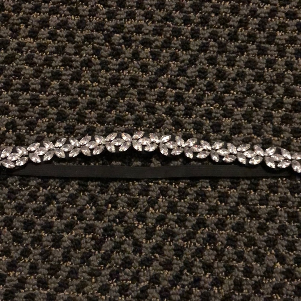 Black headband with silver stones